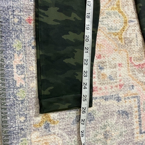 Spanx Large Green Camo Look‎ At Me Now Seamless Leggings Pull On - Picture 10 of 10